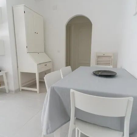 Rosa Apartamento Sant Pere Pescador